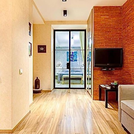 טביליסי Very Center Of The Old City-Stylish Apartment מראה חיצוני תמונה