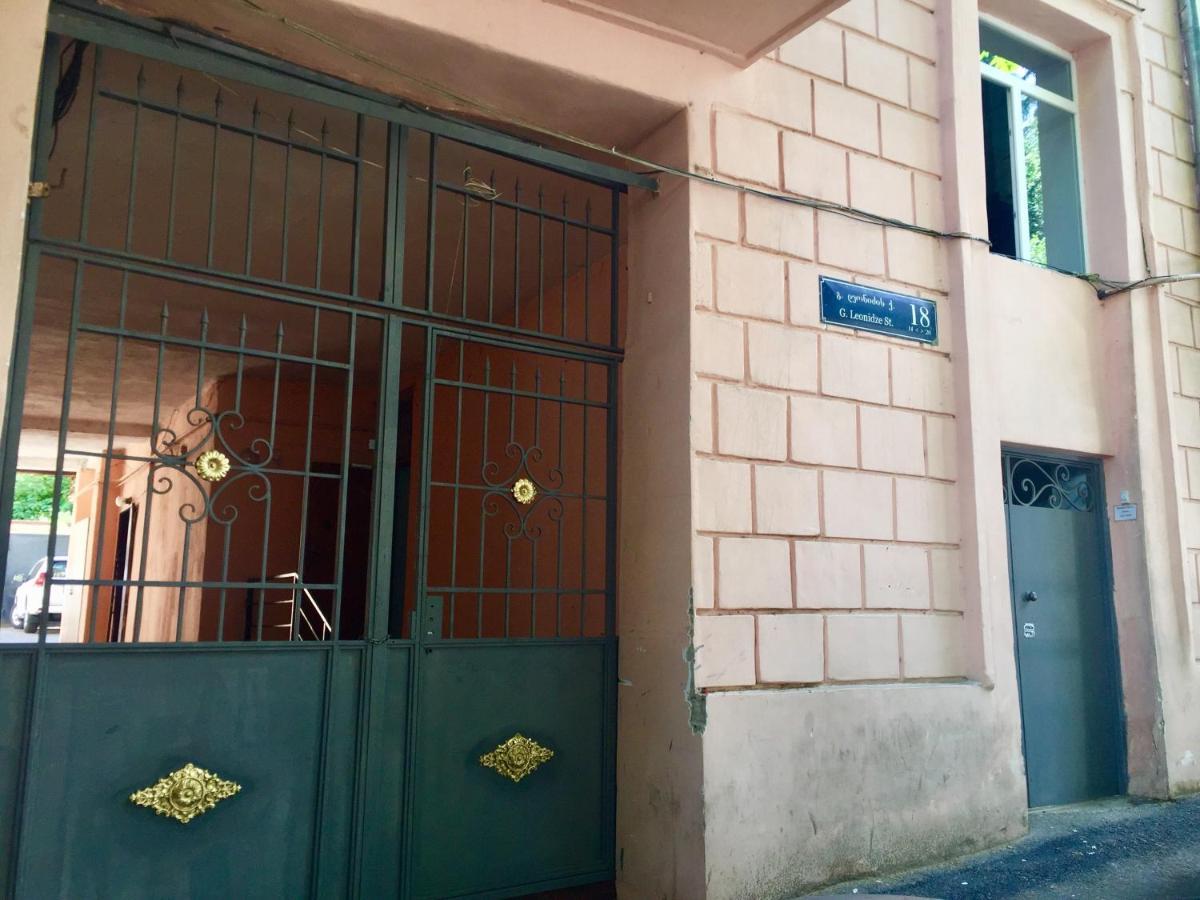 טביליסי Very Center Of The Old City-Stylish Apartment מראה חיצוני תמונה
